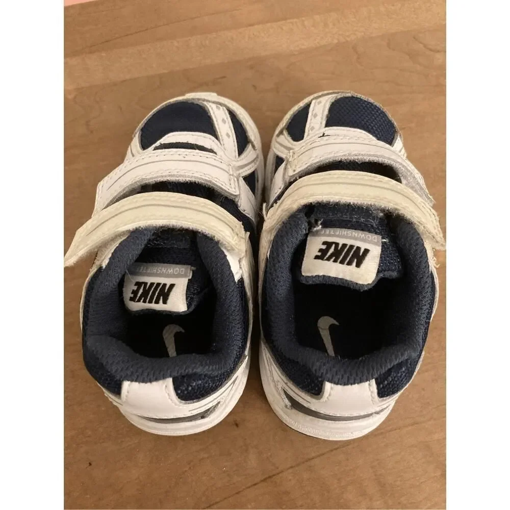 Nike size 5 baby toddler downshifted blue white sneakers shoes - Picture 2 of 7